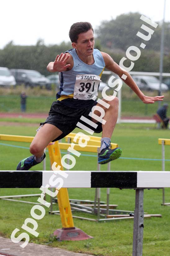 Mens under-17s1500 metres steeplechase, Northern Under-17s/U-15s and U13s Champs, Leigh Sports Village, Leigh. Photo: David T. Hewitson/Sports for All Pics